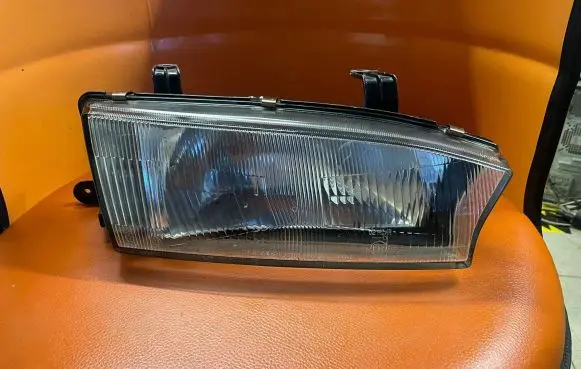 Subaru Legacy Headlight/headlamp 10020580