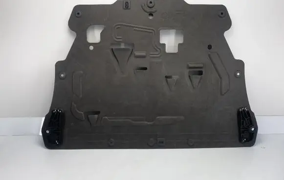 Volvo S90, V90 Engine splash shield/under tray 32226491