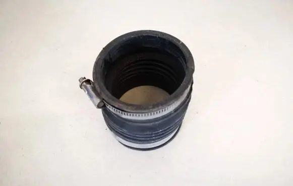 Jeep Grand Cherokee (WK) Air intake hose/pipe