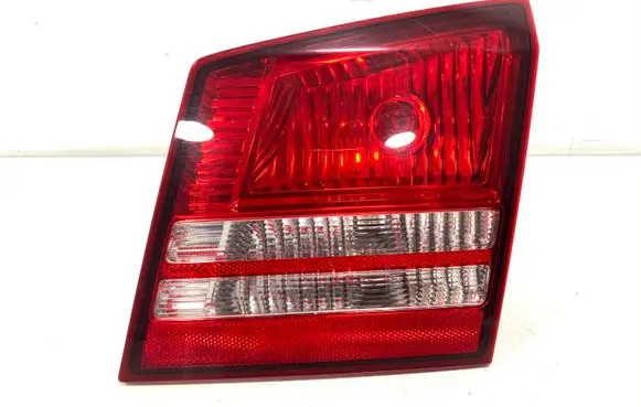 Dodge Journey Tailgate rear/tail lights 04806368AC 8L04BF0221