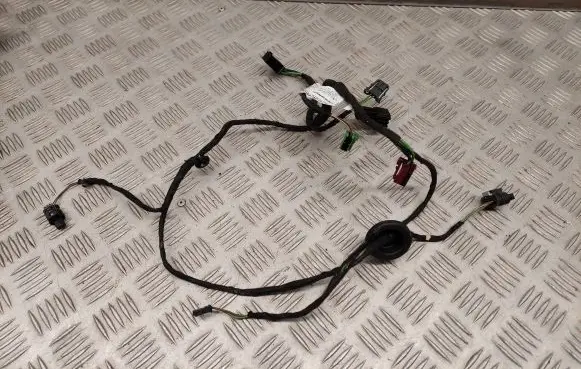 Mercedes-Benz GLA W156 X156 Front door wiring loom A2465404805