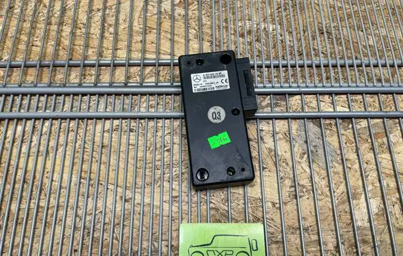 Mercedes-Benz G W461 W463 1st Gen Phone control unit/module A2038202585 2038202585