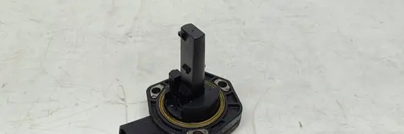 Volkswagen PASSAT B6 Oil level sensor 1J0907660C 6PR00807903 C000