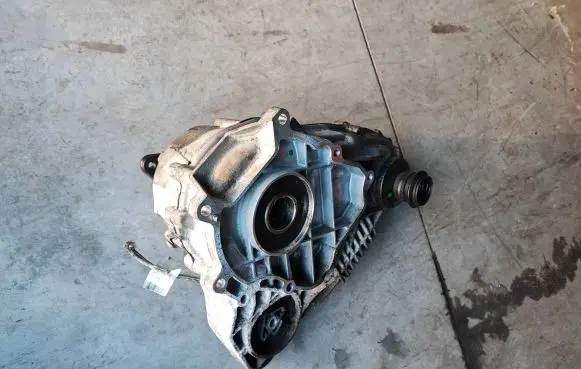 BMW X3 F25 Gearbox transfer box case ATC45L 7649784 7649785