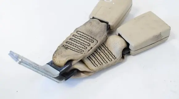 Jaguar XF X250 Middle seatbelt buckle (rear) 2R83F60045