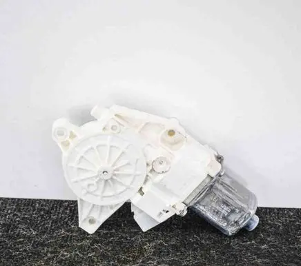 Mercedes-Benz GLE (W166 - C292) Front door window regulator motor