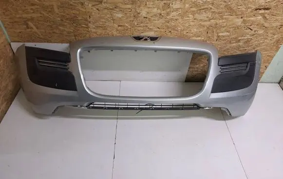 Peugeot 3008 I Front bumper