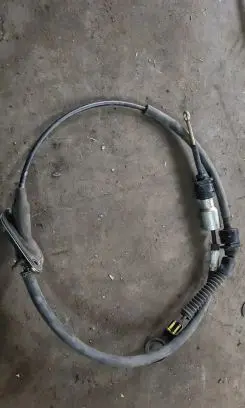 Gear shift cable linkage