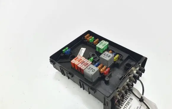 Skoda Octavia Mk2 (1Z) Fuse box set 1K0937125A