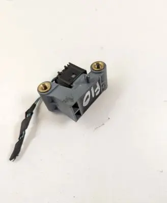 BMW 5 F10 F11 Airbag deployment crash/impact sensor 9159314 001571 0212102