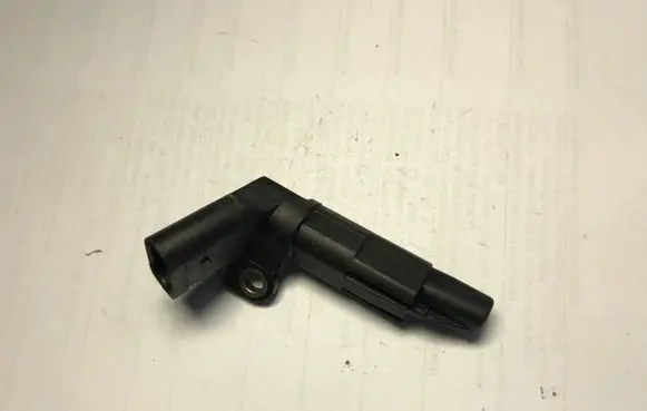 Volkswagen Fox Crankshaft position sensor 03D906433