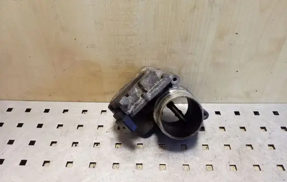 Audi A5 8T 8F Throttle valve A2C53100874