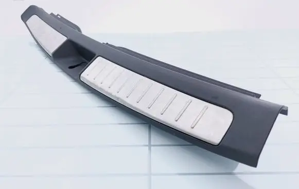 Toyota Avensis T250 Trunk/boot sill cover protection 5838705090
