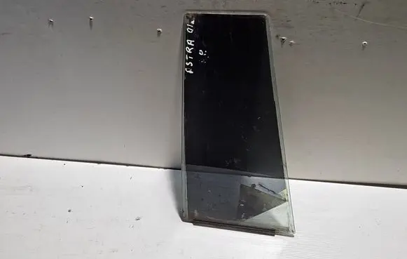 Opel Astra F Rear vent window glass 43R000980