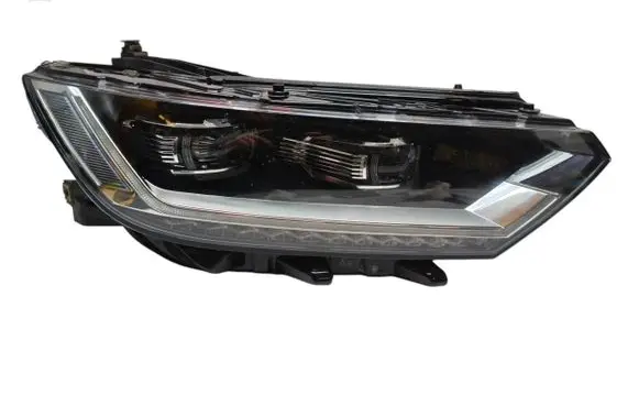 Volkswagen PASSAT B8 Headlight/headlamp 3G1941082F 90136119 8859YF2390KLZZ