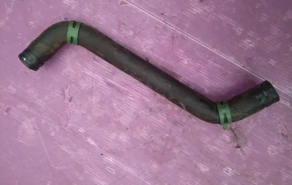 Renault Zoe Engine coolant pipe/hose 215037483R
