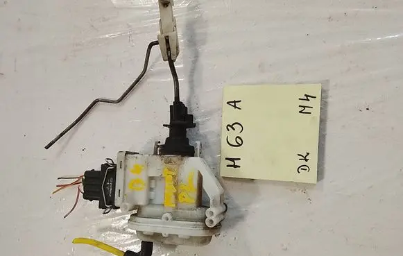 Volkswagen PASSAT B4 Central locking motor 656555