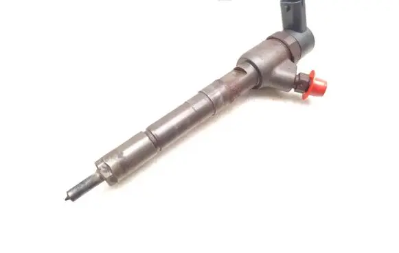 Fuel injector