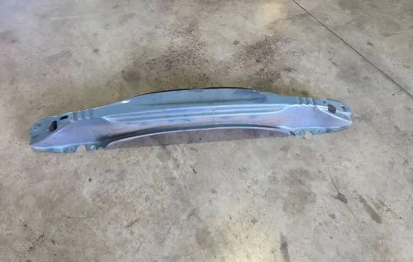 Volvo XC60 Rear beam 257259