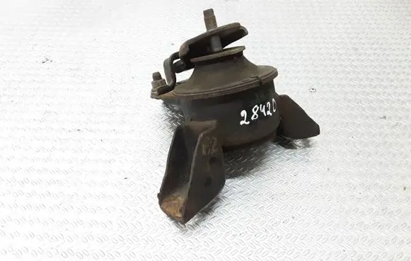 Hyundai Grandeur Engine mount bracket 218123K850