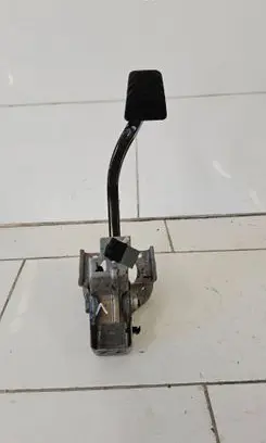 Hyundai i40 Brake pedal 328003X100 S01HDB