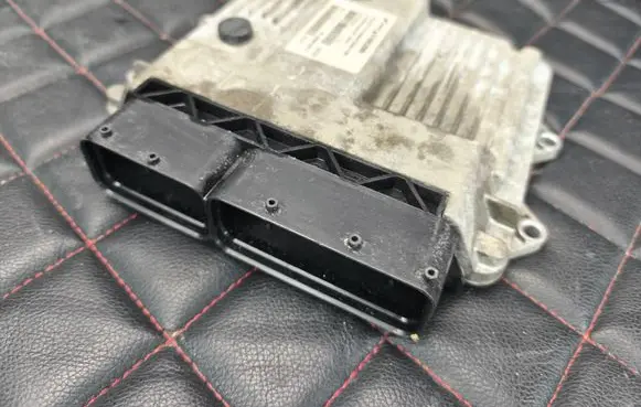 Fiat Fiorino Engine control unit/module 51862586 MJD6F3H1 BC0094154E