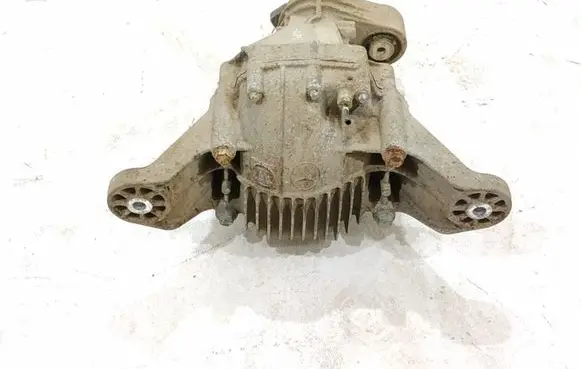 Mercedes-Benz GL X164 Rear differential A1643500314 1643500314