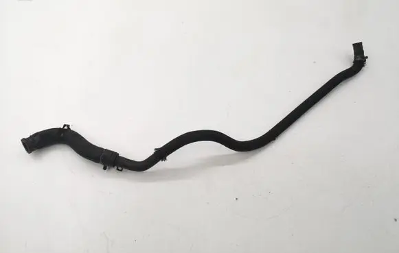 Suzuki Grand Vitara II Engine coolant pipe/hose