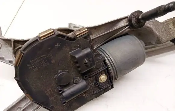 Mercedes-Benz C AMG W204 Wiper motor 1397220666 111430991336
