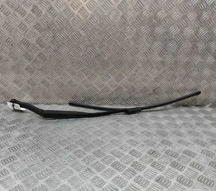 BMW X3 G01 Front wiper blade arm 7399009