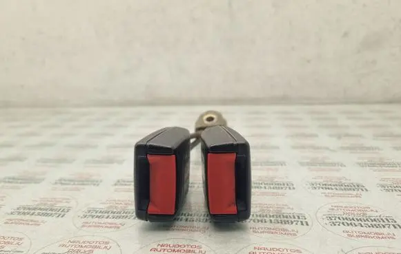 Seat Toledo II (1M) Middle seatbelt buckle (rear) 1J0857488