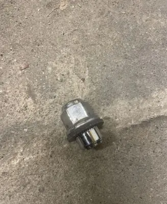 Toyota Prius+ (ZVW40) Nuts/bolts 