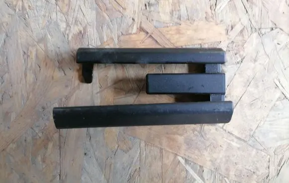 BMW X5 F15 Front driver seat rail trim 7296202