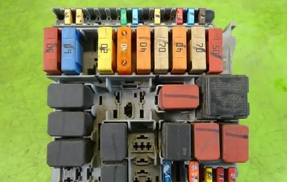 Fiat Bravo Fuse box set 51867780