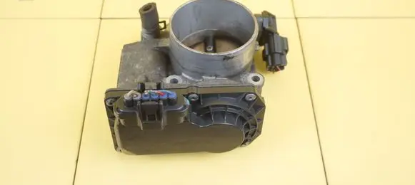 Subaru Forester SG Throttle body valve 16112AA170 EJ255