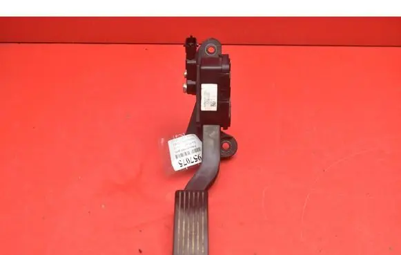 KIA Picanto Accelerator throttle pedal 351904A700