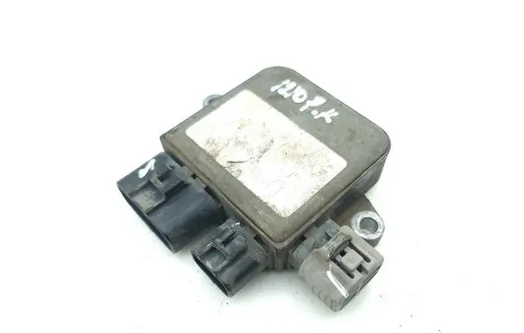 Tesla Model S Coolant fan relay 8282120280