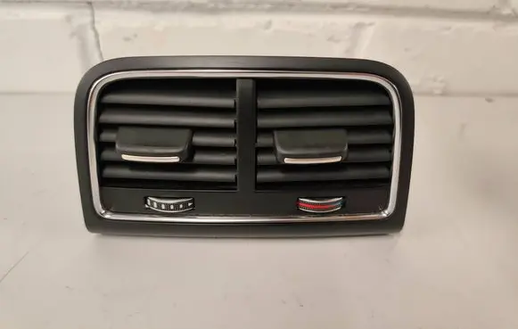 Audi A4 S4 B8 8K Rear air vent grill 8K0819203