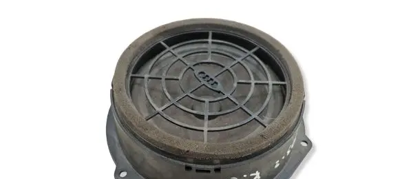 Audi Q3 8U Rear door speaker 