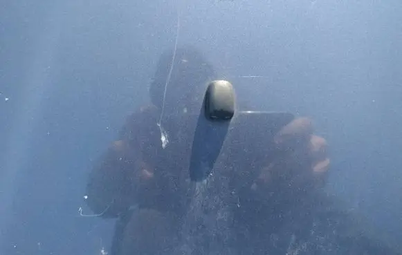 Mitsubishi Outlander Windshield washer spray nozzle 