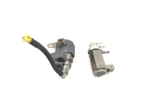 Vacuum valve
