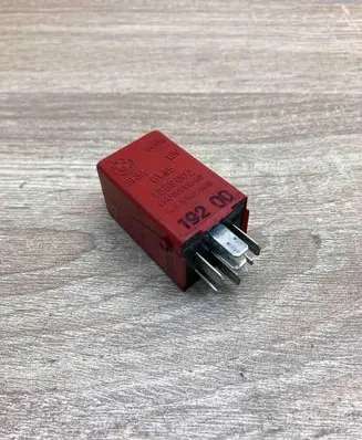 BMW 3 E36 Other relay 1389002 B73