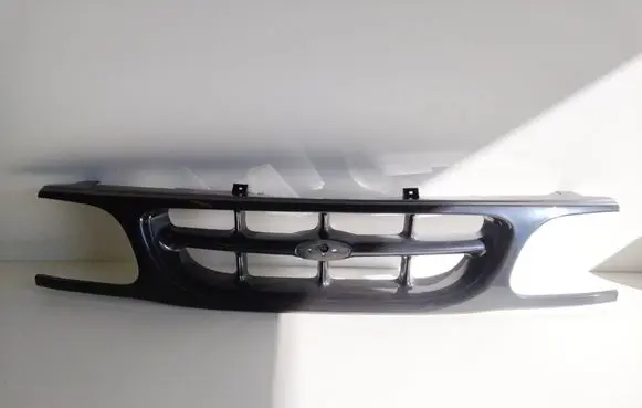Ford Explorer Front grill FD07114GB F87Z8200NAD FO1200375