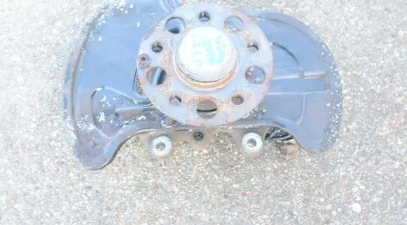 Mercedes-Benz E C207 W207 Front wheel hub spindle knuckle 