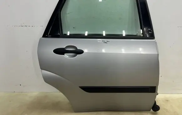 Ford Ka Rear door