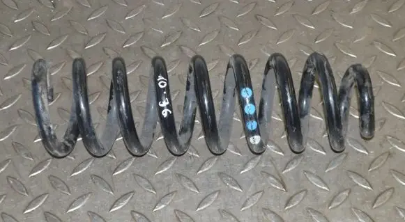 Mercedes-Benz E W238 Rear coil spring
