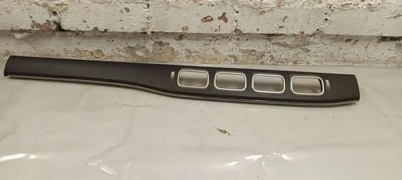 Mercedes-Benz GLE W167 Dashboard glove box trim A1676804002