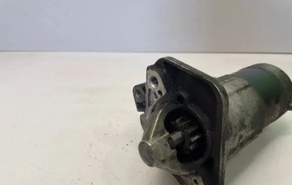 Nissan Qashqai Starter motor 8200584675
