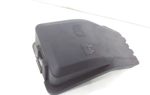 Volvo XC60 Fuse box cover 31300410