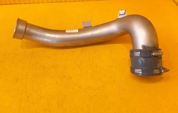 Mercedes-Benz GLB x247 Intercooler hose/pipe A2600900600